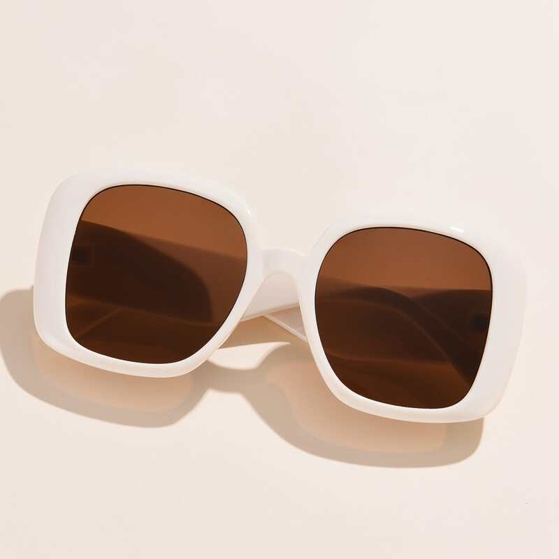 

Square Frame Sunglasses
