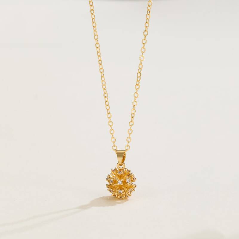 

Rhinestone Pendant Necklace, Gold