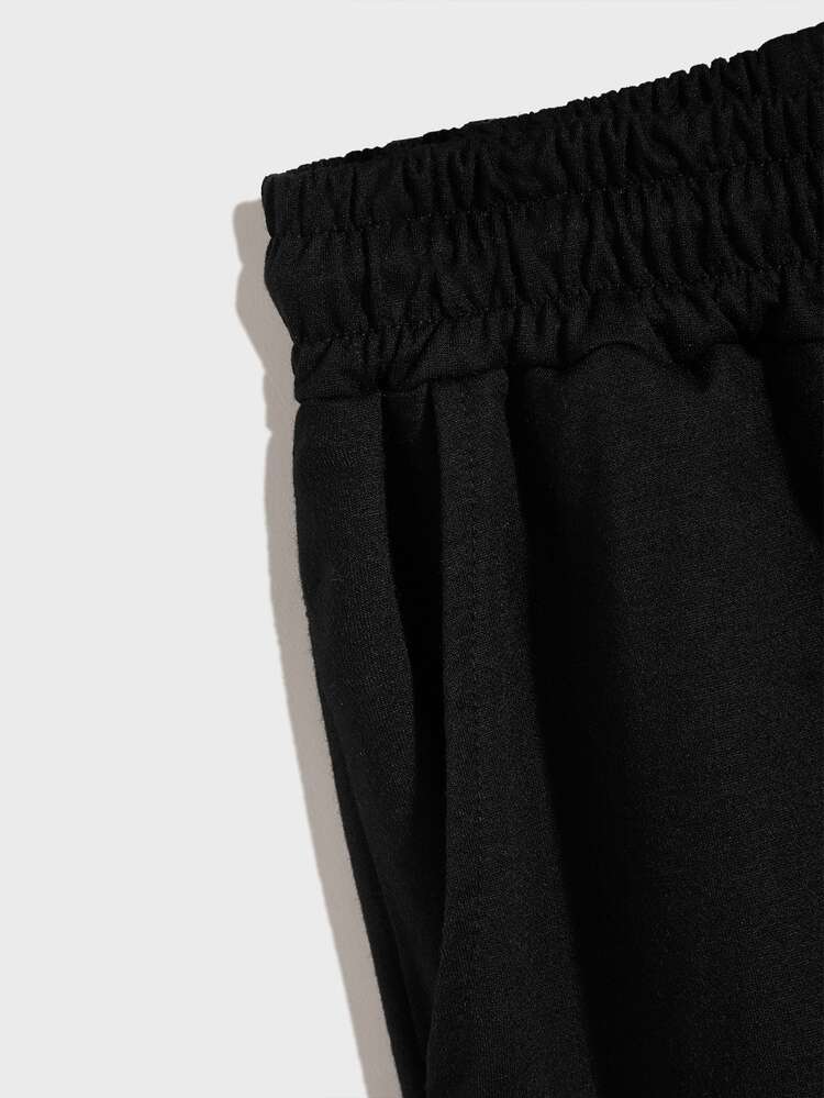 Manfinity Hypemode Pantalones Cortos De Hombre Estampados De Flores Y Letras Japonesas, Ajuste Holgado Con Cordón En La Cintura - Negro - Añade 3