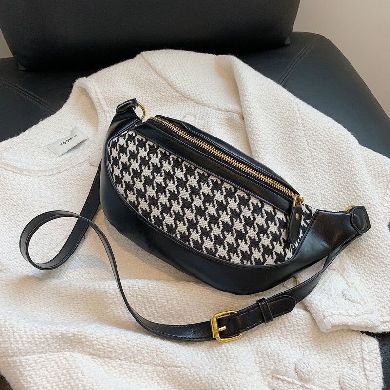 

Houndstooth Fanny Pack, Black