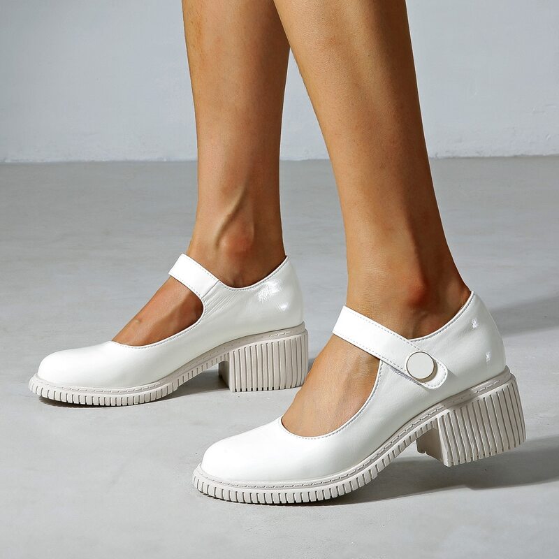 

Minimalist Chunky Mary Jane Pumps, White