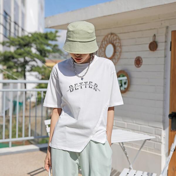 

Slogan Graphic Asymmetrical Hem Tee, White