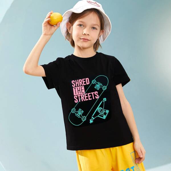 

Boys Skateboard And Letter Graphic Tee, Black