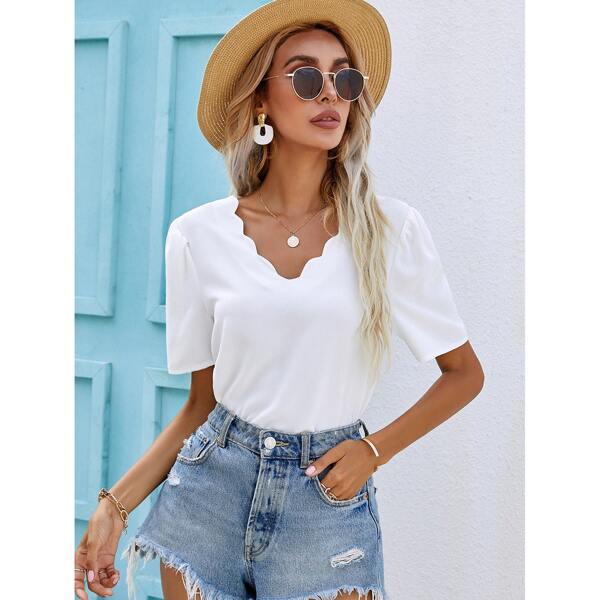 

Solid Scallop Trim Blouse, White