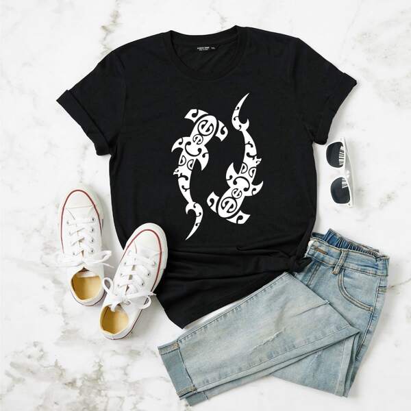 

Plus Graphic Print Tee, Black
