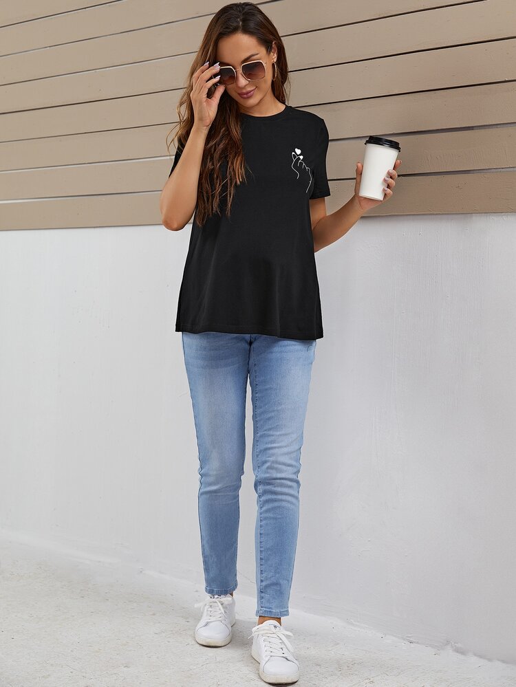 SHEIN Maternity Gesture & Heart Graphic Tee - Black - View 4