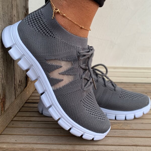 

Minimalist Lace Up Front Running Shoes, Grey