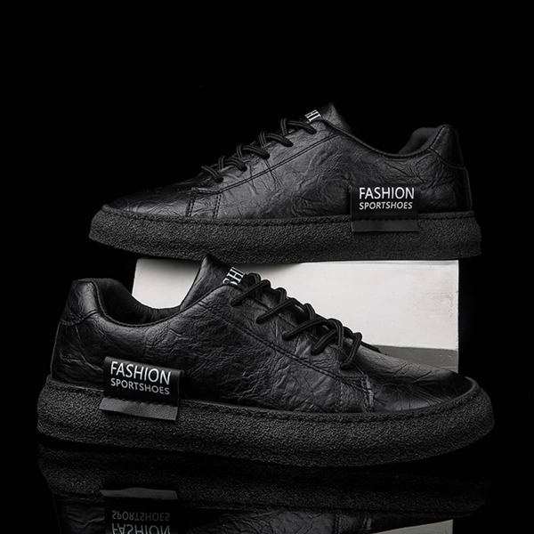 

Men Letter Graphic Lace Up Front Skate Shoes, Black