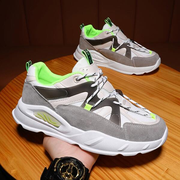 

Men Colorblock Lace-up Front Sneakers, White