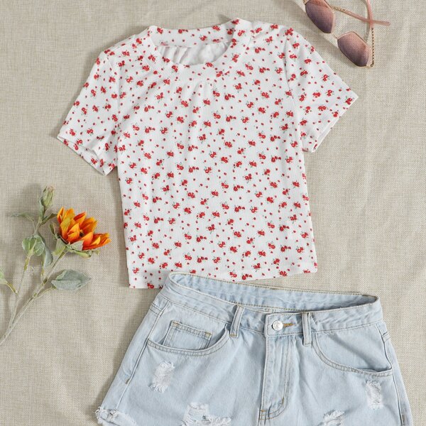 

Ditsy Floral Print Tee, Multicolor
