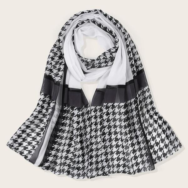 

Houndstooth Print Scarf, Multicolor