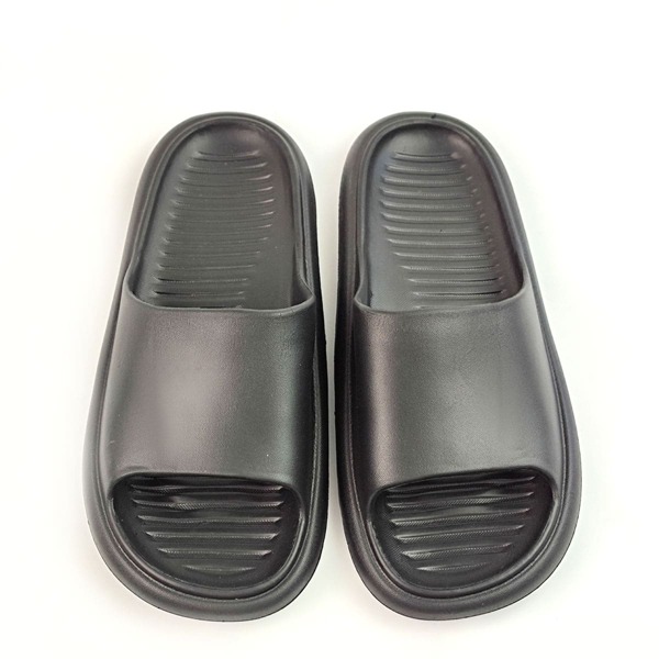

Men Minimalist Shower Slippers, Black