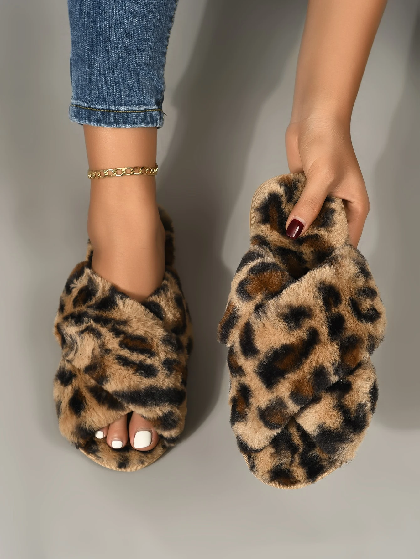 leopard bedroom slippers