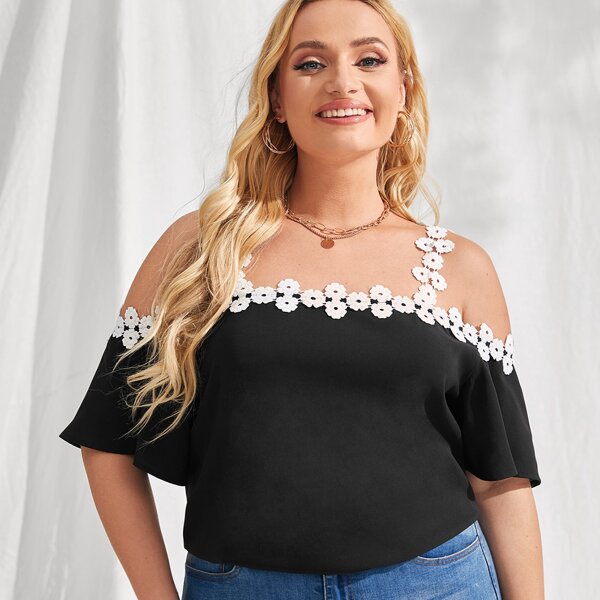 

Plus Guipure Lace Panel Cold Shoulder Blouse, Black