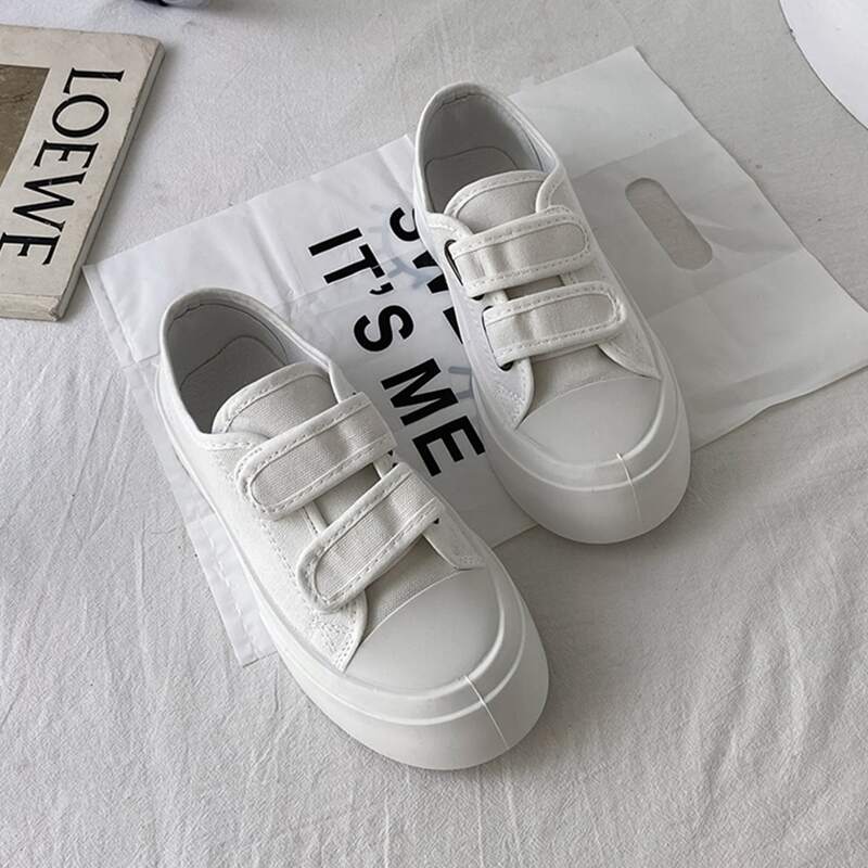 

Velcro Strap Canvas Shoes, White
