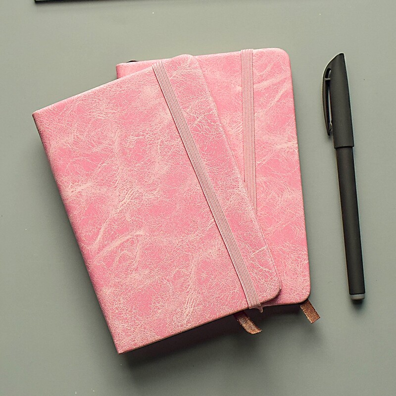 

1pc Notebook With Elastic Band, Pink