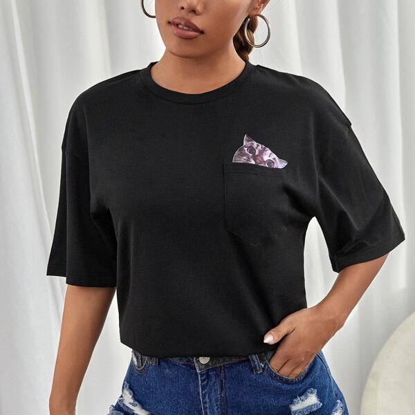 

Cat Print Pocket Front Tee, Black