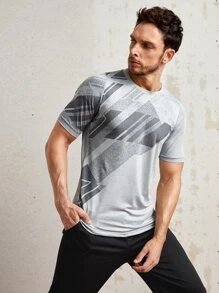 Manfinity Fitness Playera deportiva para hombre con estampado geométrico, camiseta deportiva para entrenamiento - Gris Claro - Ver 5
