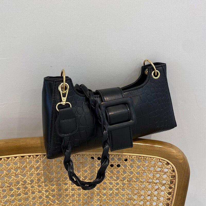 

Croc Embossed Buckle Decor Shoulder Bag, Black