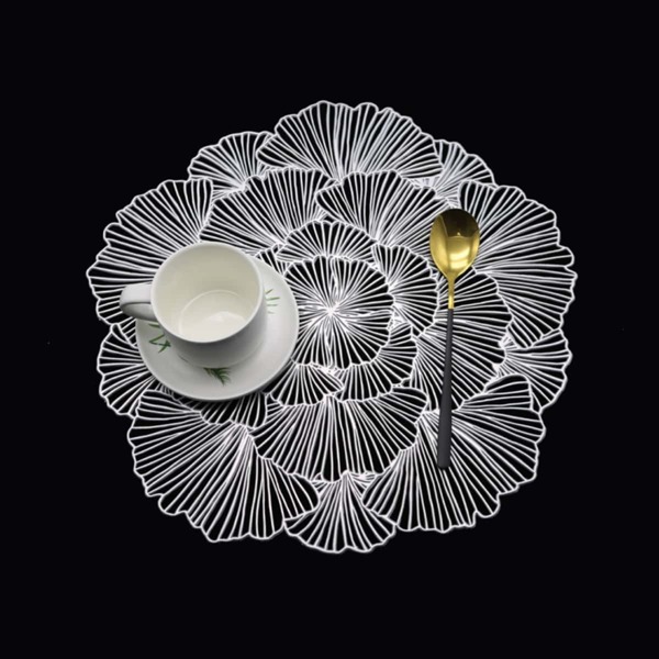 

Hollow Flower Placemat, Silver