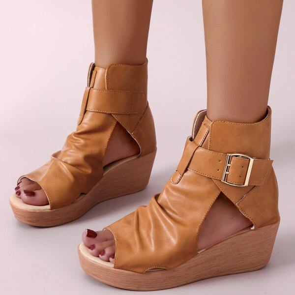 

Cut Out Buckle Decor Wedges, Brown