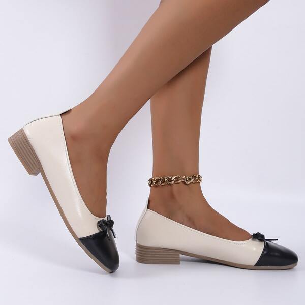 

Two Tone Bow Decor Flats, Black