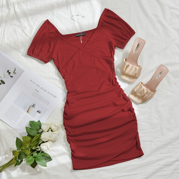 

Solid Ruched Tulip Hem Bodycon Dress, Burgundy