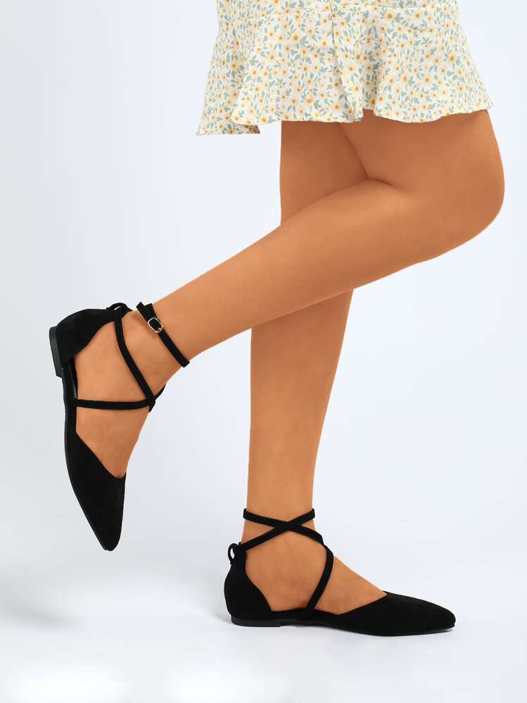 Zapatillas planas minimalista con tira cruzada - Negro - Añade 3