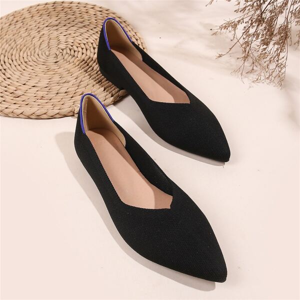 

Point Toe Flats, Black