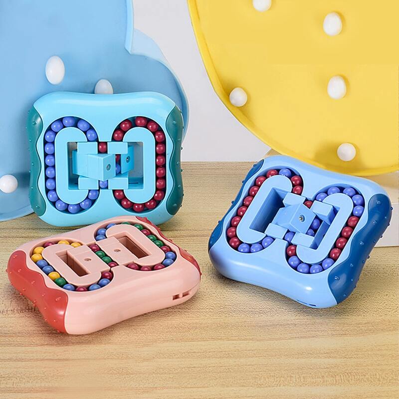 

1pc Random Decompression Magic Cube Toy, Multicolor