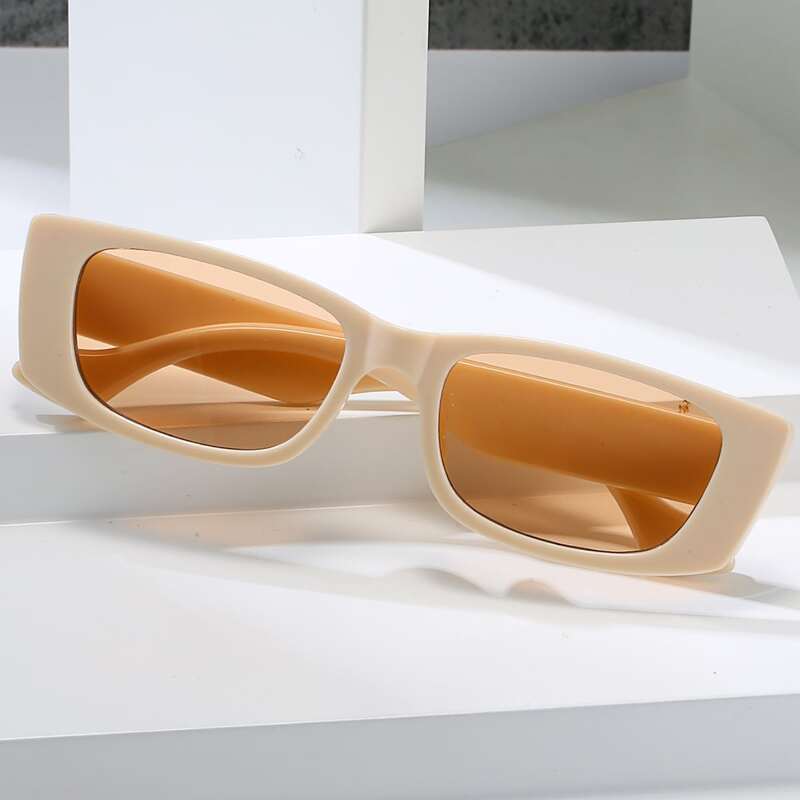 

Square Frame Sunglasses