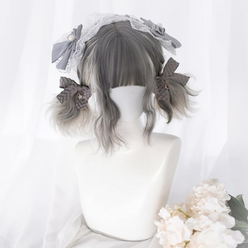 

Short Curly Wig With Bangs, Silver