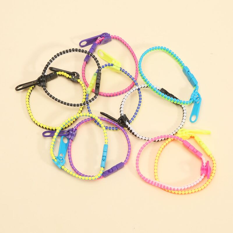 

1pc Random Color Zip Bracelet, Multicolor
