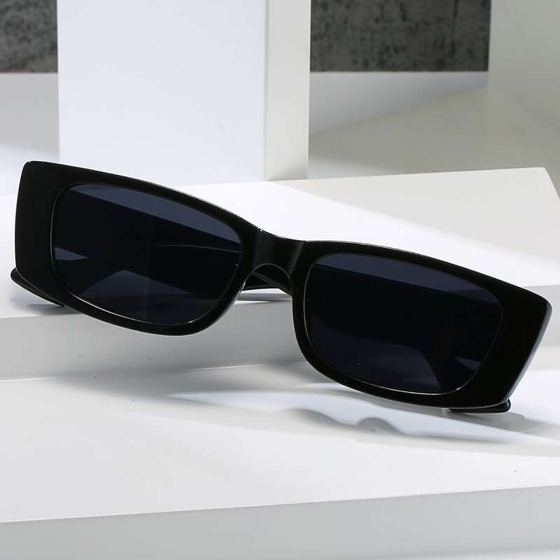 

Square Frame Sunglasses
