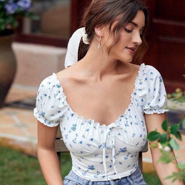 

Ditsy Floral Milkmaid Crop Tee, White