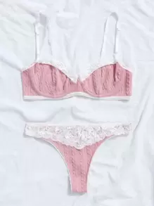 Contrast Lace Underwire Lingerie Set - Dusty Pink - View 4