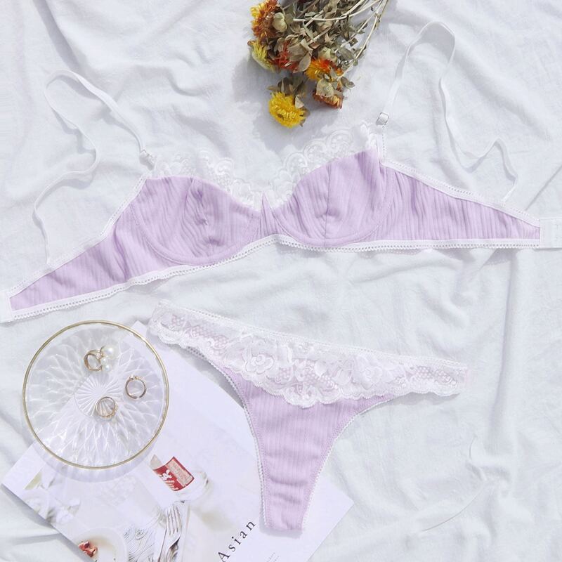 

Contrast Lace Underwire Lingerie Set, Purple