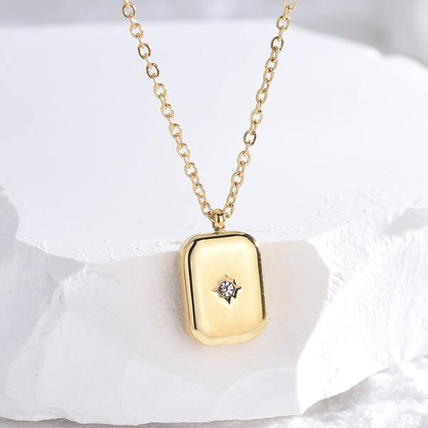 

Rhinestone Detail Geometric Pendant Necklace, Gold