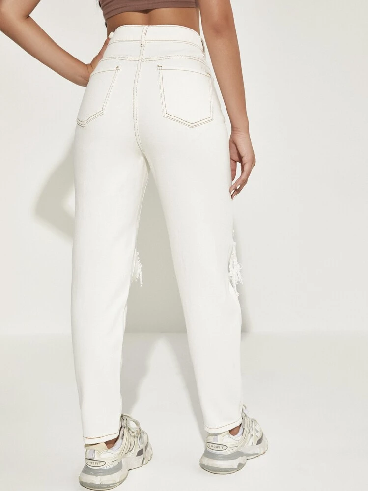 Jeans mom rodilla rasgada con bolsillos oblicuos - Blanco - Añade 2
