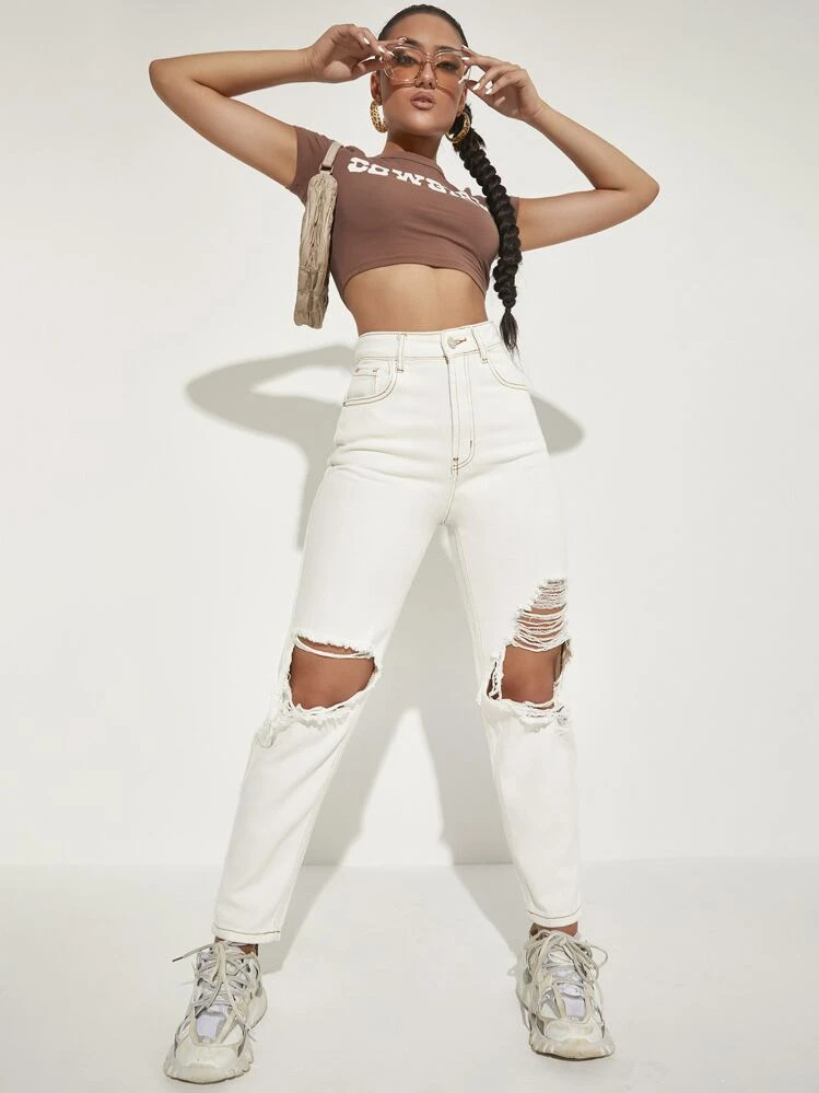 Jeans mom rodilla rasgada con bolsillos oblicuos - Blanco - Añade 6