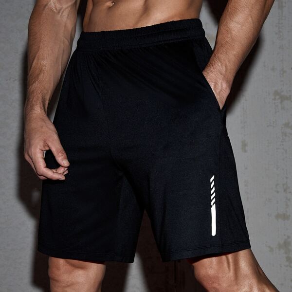 

Men Reflective Print Slant Pocket Sports Shorts, Black