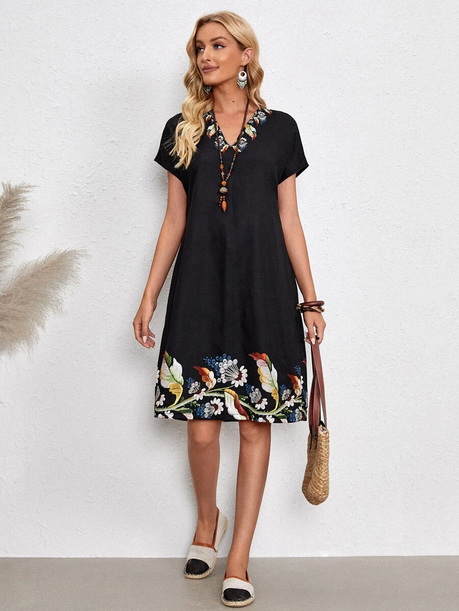 Floral Print V Neck Dress - Black - View 1