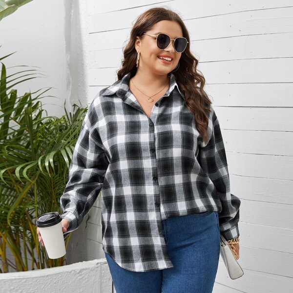 

Plus Plaid Buttoned Blouse, Black and white