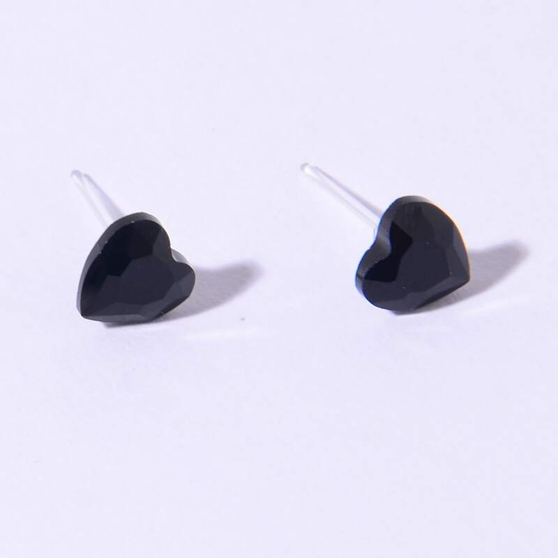 

Heart Stud Earrings, Black