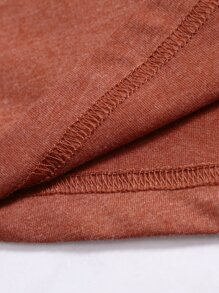 SHEIN LUNE Camiseta con estampado de corazón de cuello redondo - Óxido marrón - Ver 5