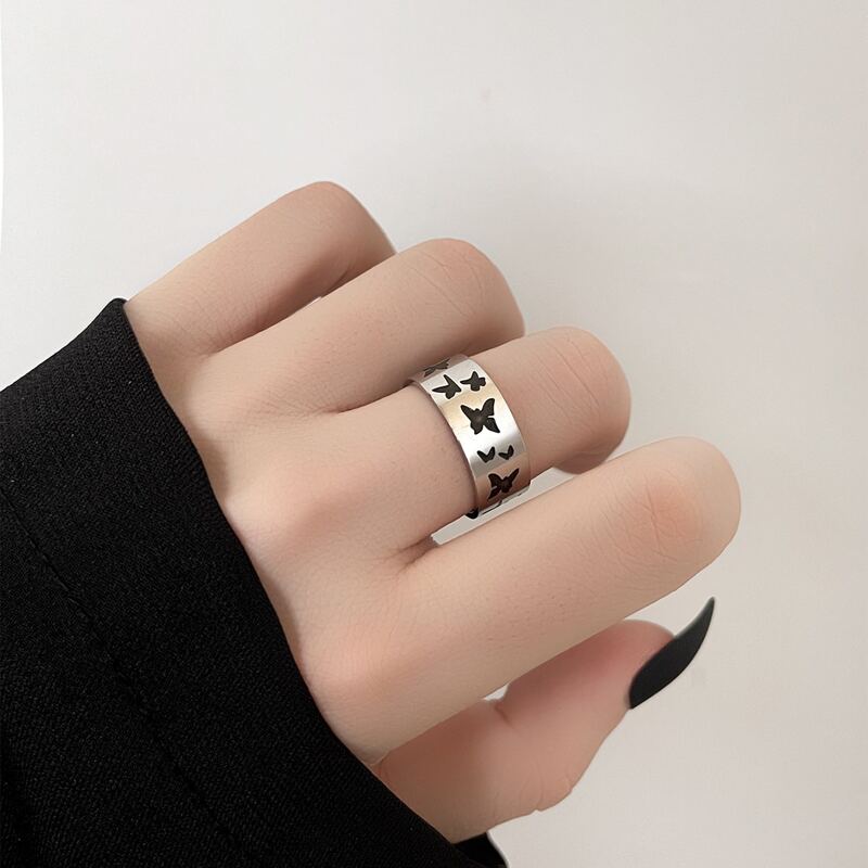 

1pc Butterfly Graphic Ring, Silver