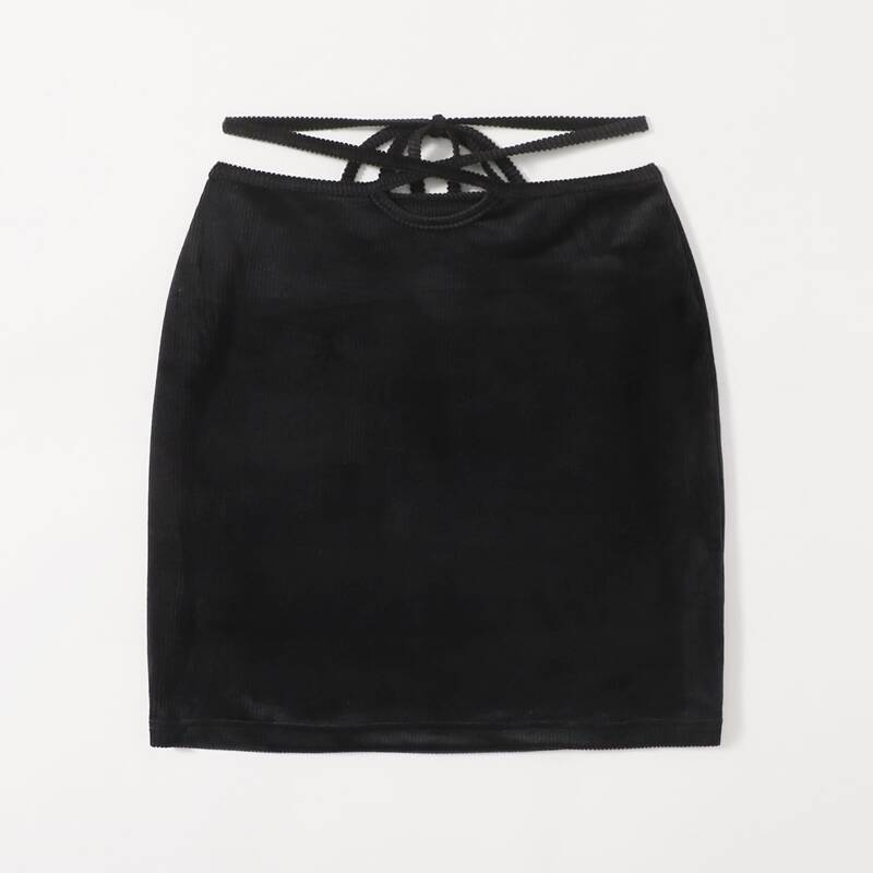 

Solid Criss Cross Skirt, Black