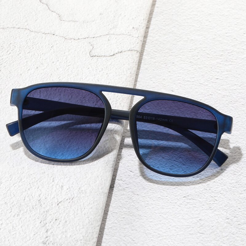 

Guys Tinted Lens Sunglasses, Blue