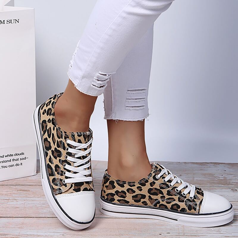 

Leopard Canvas Shoes, Brown
