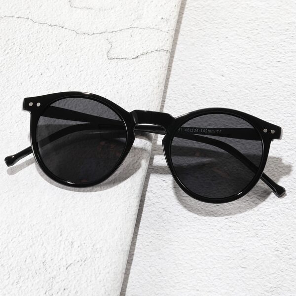 

Men Round Frame Sunglasses, Black